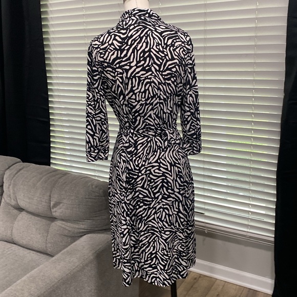▪️MERONA Black & White Geometric Animal Print 3/4 Sleeve Dress with Belt MEDIUM - Picture 4 of 13